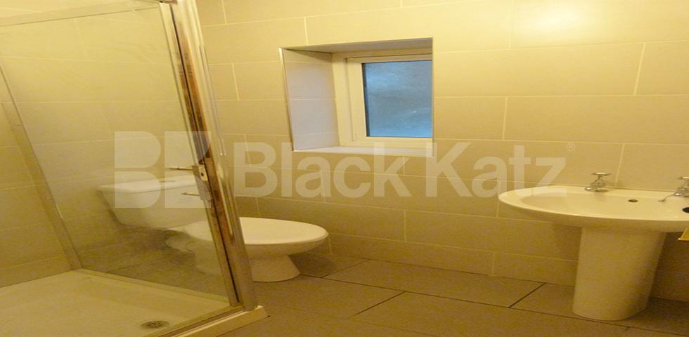 			NEW INSTRUCTION, 4 Bedroom, 1 bath, 1 reception Apartment			 Sulgrave Road, SHEPHERDS BUSH